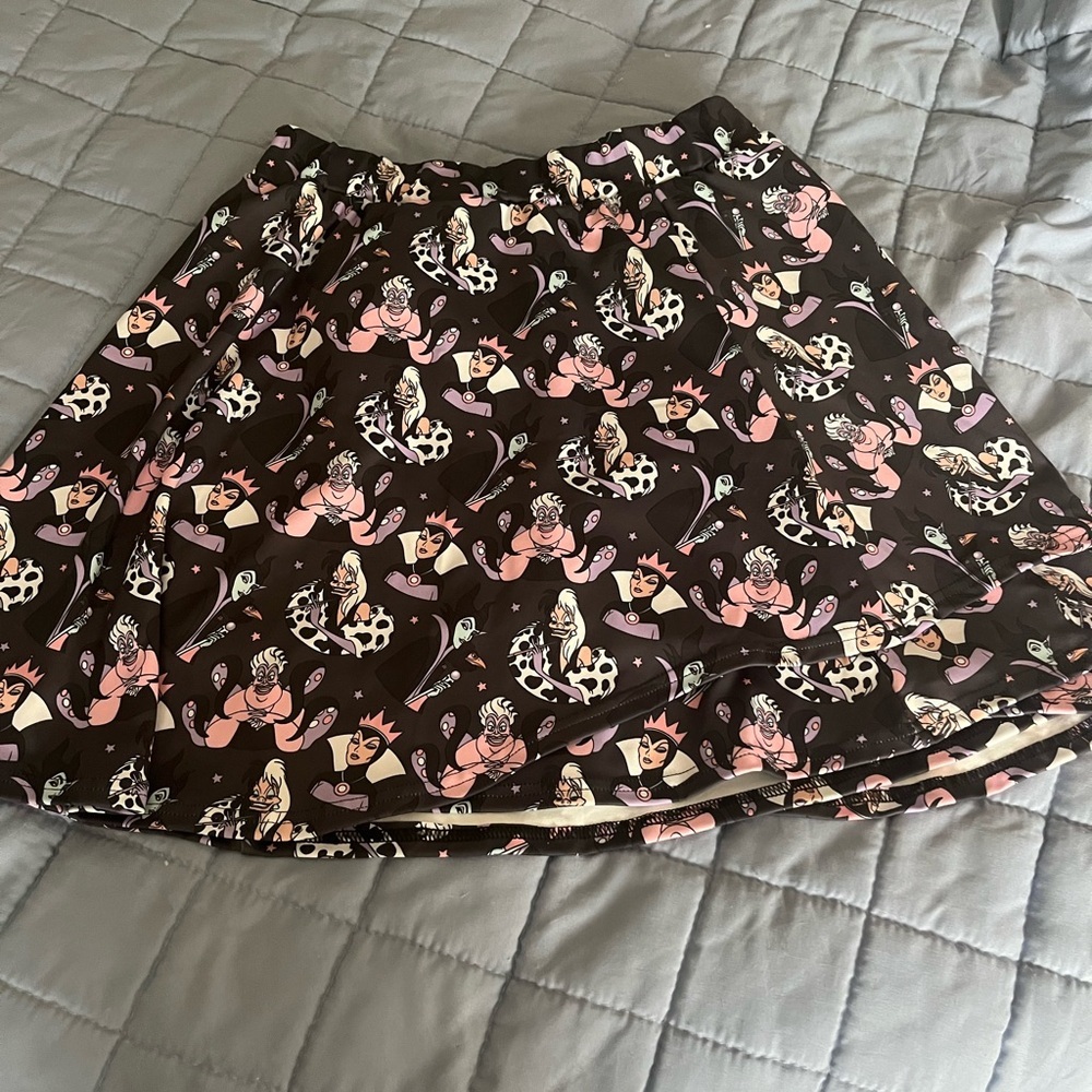 The Magic Box Villain Ursula athletic skirt women’s XL